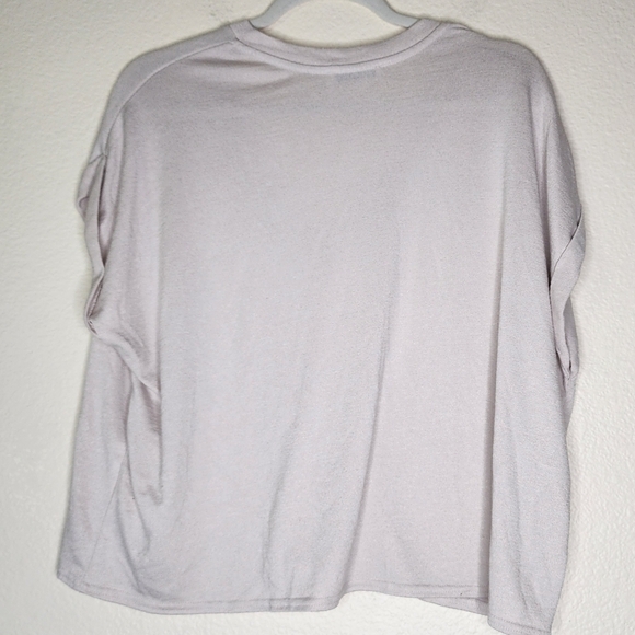 Aritzia Wilfred Free Light Taupe Brosh V-neck Top S - Picture 3 of 6